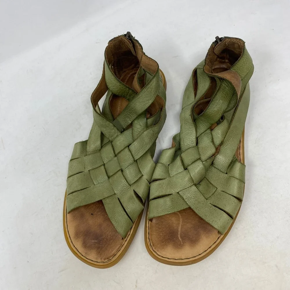 Born leather huarache